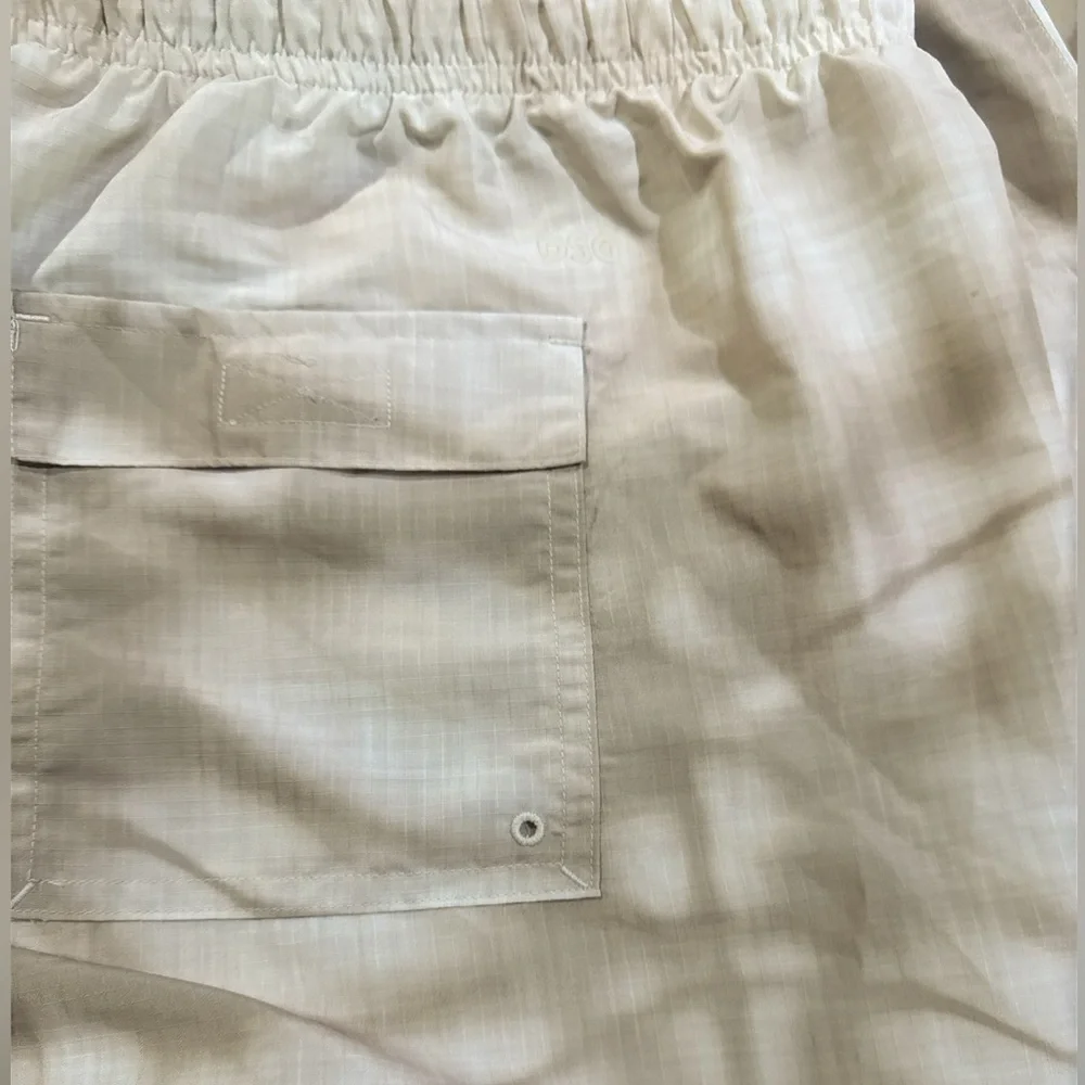 DSG Men’s 6” Rec Shorts Size XL Light Sand Tie Dye Swim Trunks Water Repellent